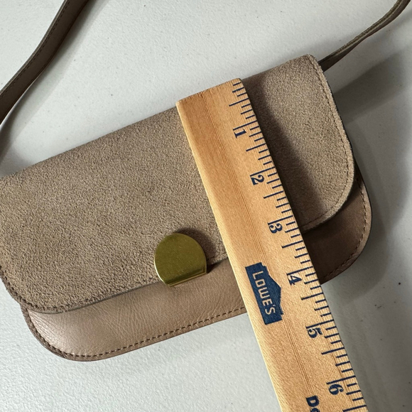 NWT Madewell The Abroad Convertible Crossbody Bag Tan/Brown Suede & Leather - Picture 3 of 11